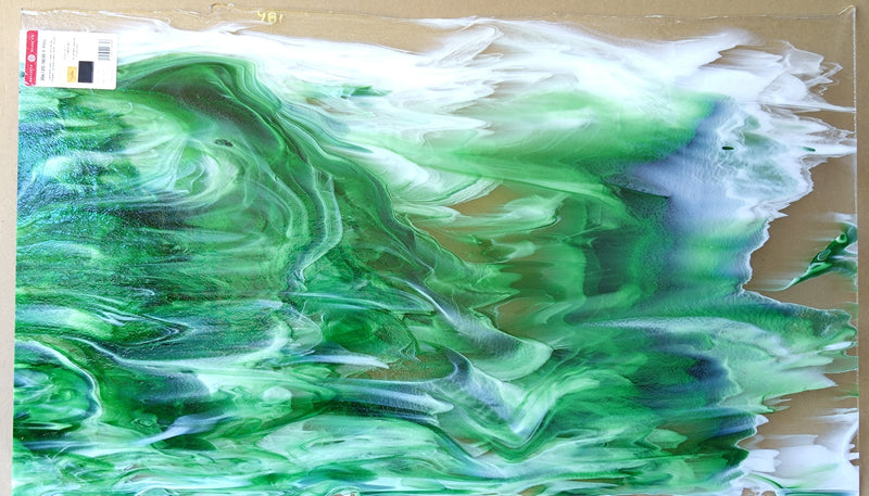 Bullseye Glascadia: Clear with Kelly Green & White Bullseye Sheet 30612D 3MM