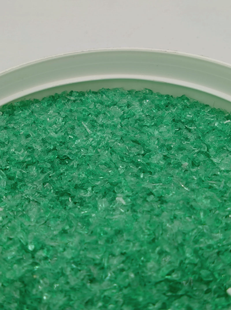 Light Emerald Green Transparent Effetre Frit 028