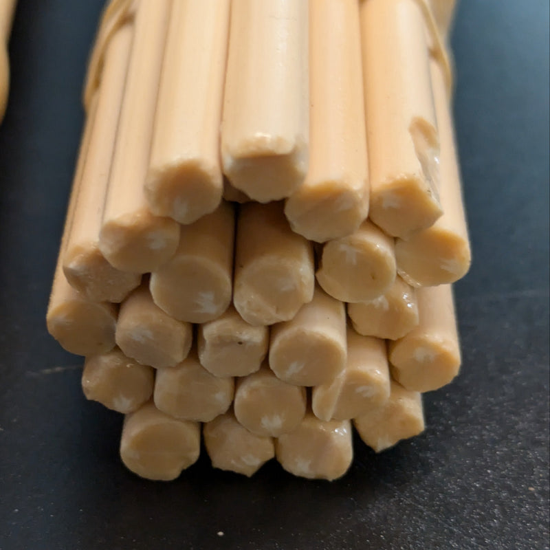 Dark Ivory Opaque Effetre Rod 276