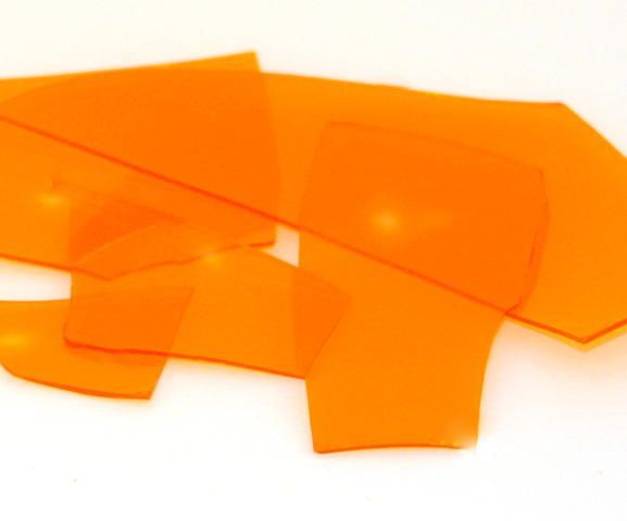 Saffron Transparent Reichenbach 096 Frit RW016