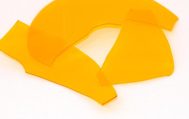 Pale Old Gold Transparent Reichenbach 096 Frit RW018