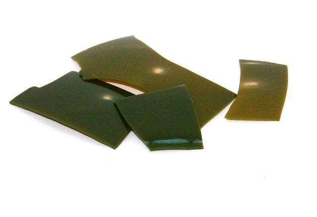 Dark Olive Opaque Reichenbach 096 Frit RW4291
