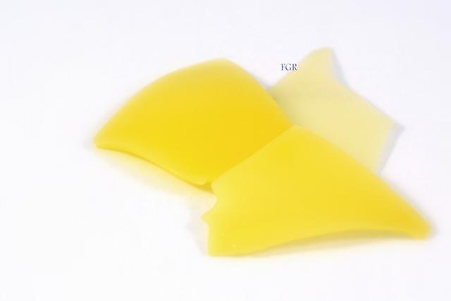 Cream Yellow Opaque Reichenbach 096 Frit RW724