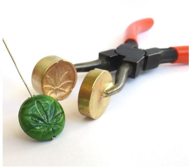 Marijuana Leaf Mashers